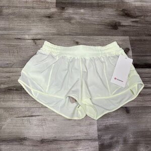 Lululemon Athletic Hotty Hot Low Rise Shorts 2.5” Elixir NWT Women’s Size 8
